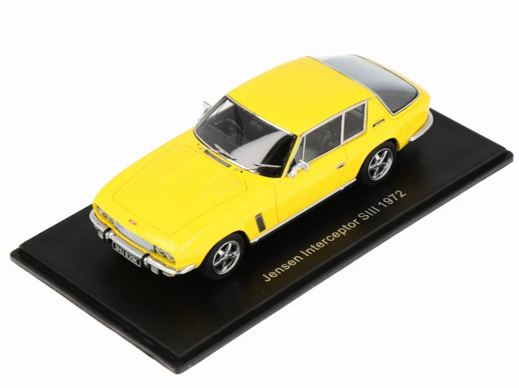 Jensen Interceptor 1972 Mk III / Series 3 Yellow 1/43 NEO 43394 Resin matrix - Image 2 of 4