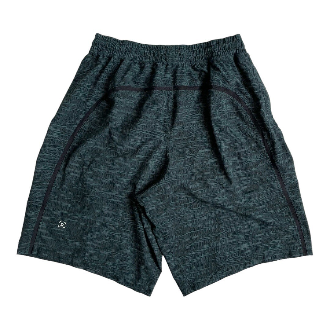 Lululemon Men's Green/Black Pace Breaker Short 9