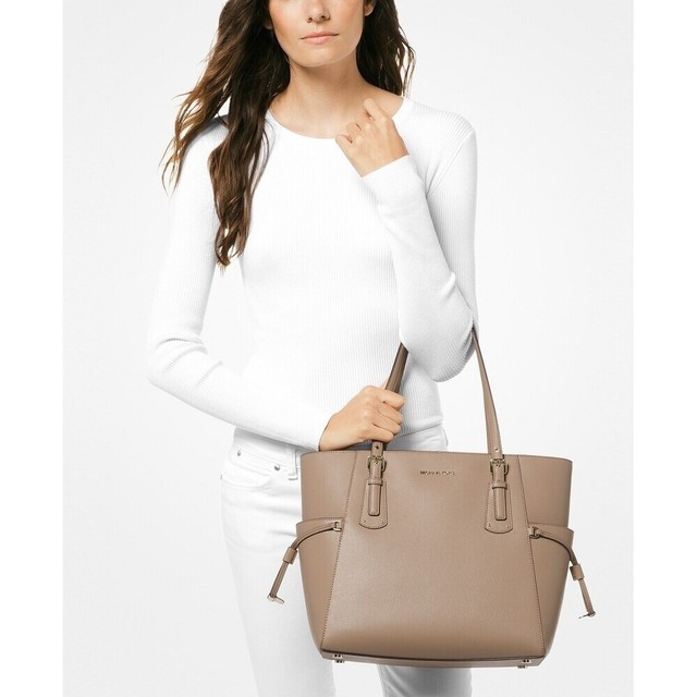 mk voyager east west tote