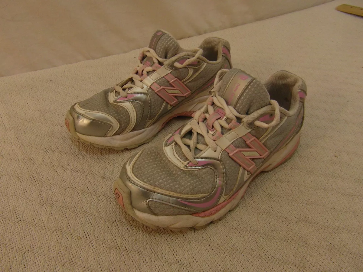 New balance cheap 749 shoes