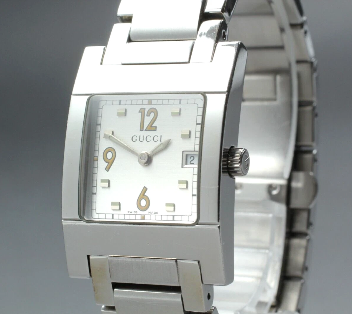 【PRESQUE COMME NEUVE】 Montre Femme Gucci 7700L Quartz Carré Argent Cadran Blanc du JAPON