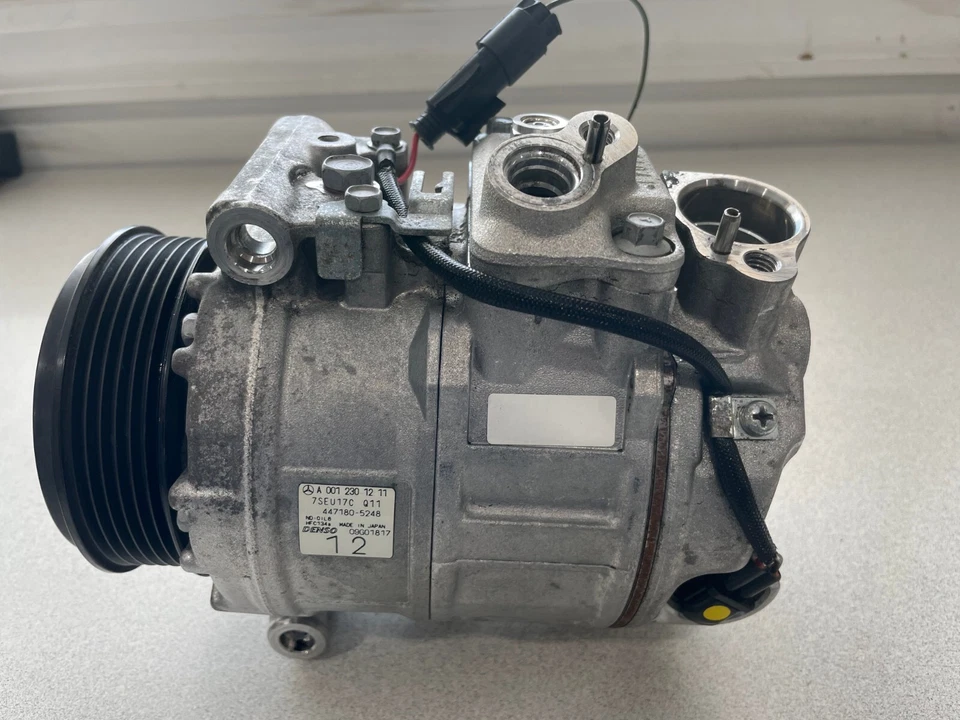 Mercedes-Benz CLS500 C219 2004-2010 ~ Compresor de aire acondicionado ~ A0012301211 Foto 4 de 4