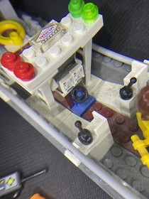 (60147) LEGO City: Sport Fishing Boat Figure Included Incomplete Discontinued🚤
