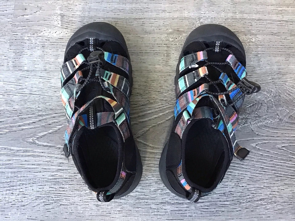 KEEN Newport H2 Sandals Youth Boys Size 3 Black Waterproof Kids Hiking Shoes - Image 4 of 4