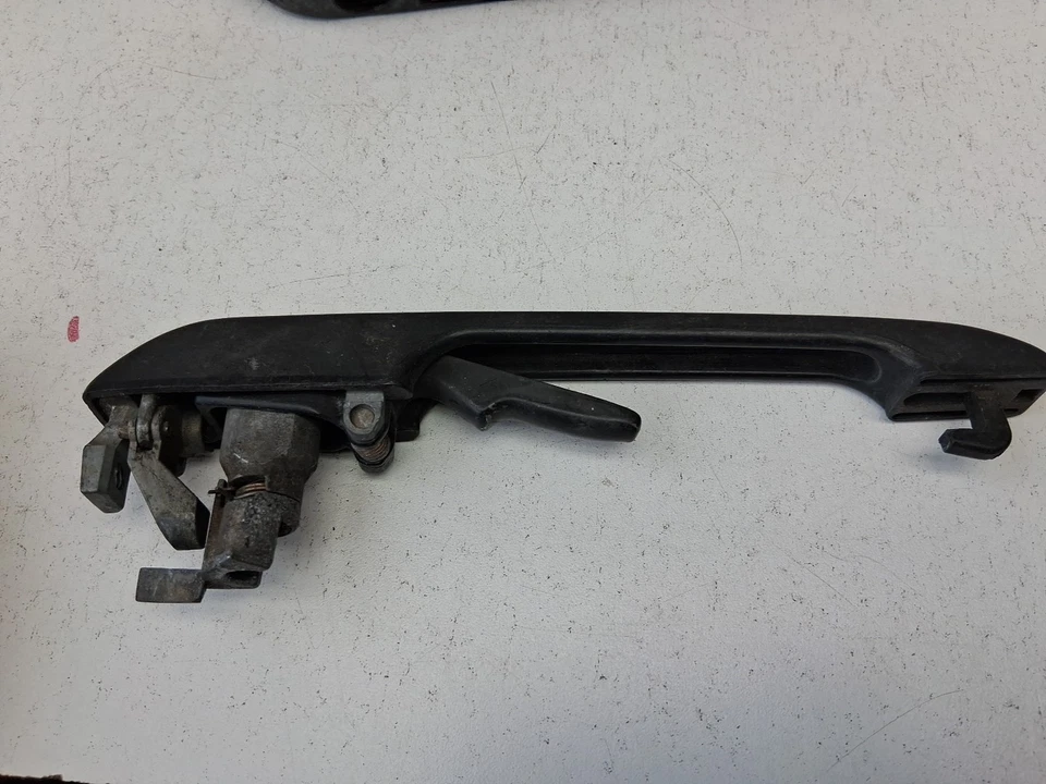 1980 1981 1982 1983 1984 camioneta VOLKSWAGEN RABBIT MANIJA PUERTA PASAJERO DERECHO Foto 3 de 4