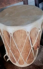 **AWESOME  VINTAGE  NATIVE AMERICAN  HANDMADE MED. POW WOW TAOS DRUM  NICE""