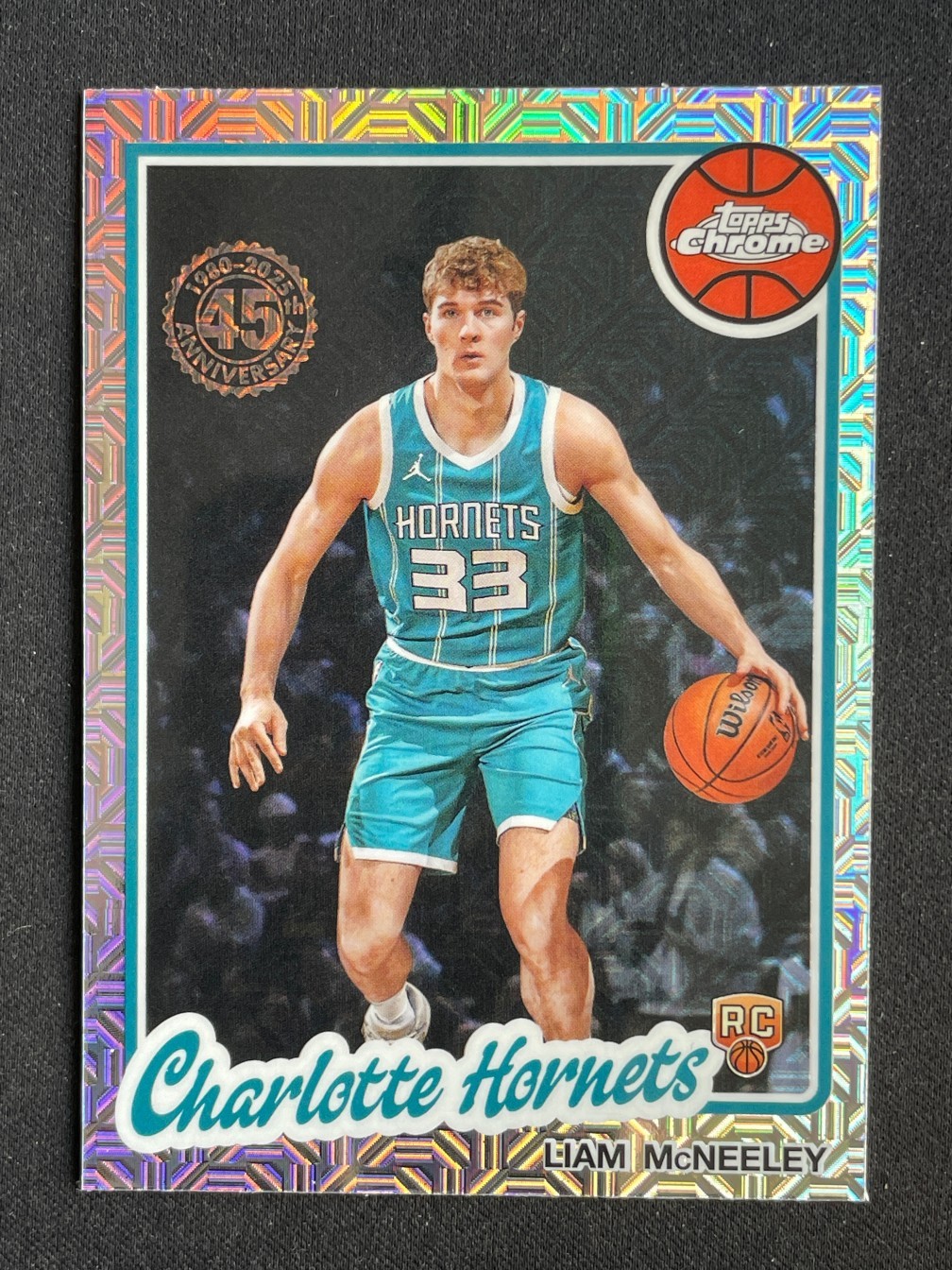 Liam McNeeley 2025-26 Topps Chrome Flagship RC Mojo #TC-LM