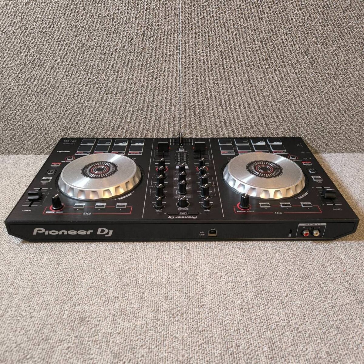 Pioneer DJ DDJ-SB2 2-Channel 2ch DJ Controller DDJSB2 With Pioneer DJ DDJ-SB2 2-Channel 2ch DJ Controller DDJSB2 With