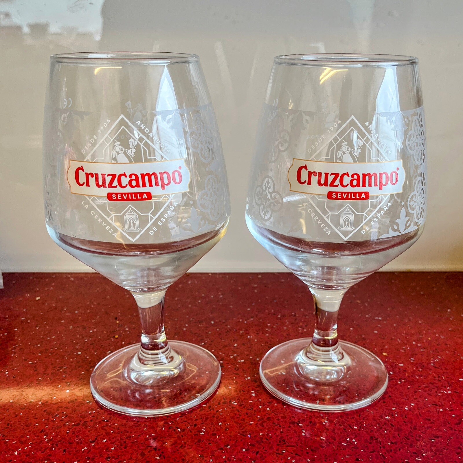 2x Cruzcampo Pint Chalice Glasses Brand New M24 Free Postage