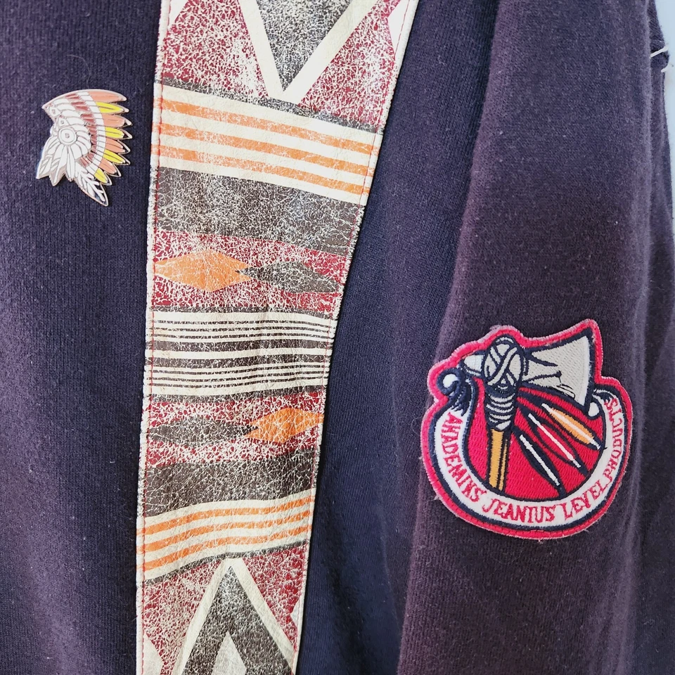 Sudadera con Capucha Akademiks Indian Native Warrior Cremallera Negra 3XL Borde de Cuero Primera Nación Foto 2 de 4