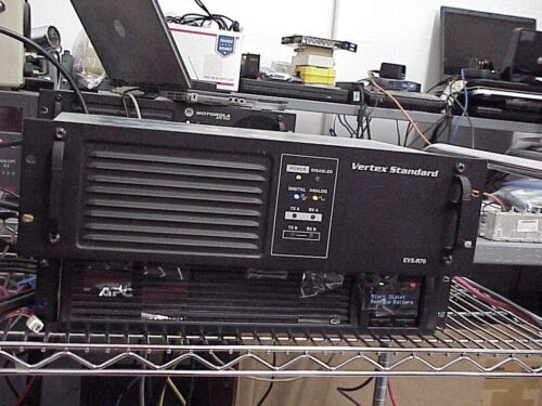 Motorola Repeater Vertex Evx-R70 two-way radio 450-512Mhz Mixed Mode Opteration