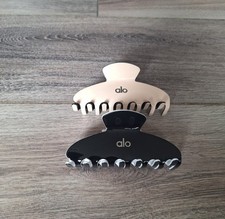 2 Alo Large Claw Clips - Macadamia/Black and Black/White