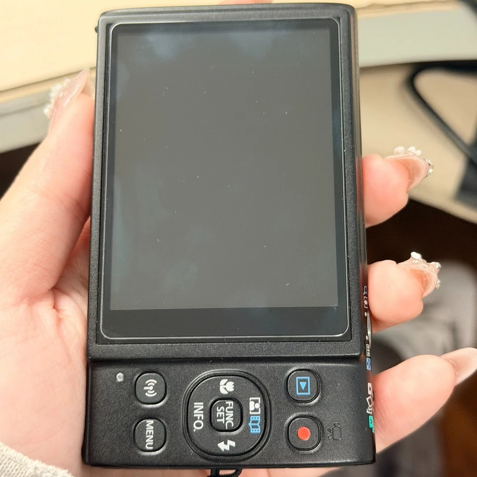 Canon ELPH 360HS/IXUS 285 HS Digital Camera 20.2MP 12XOptical Zoom w/Accessories - Image 4 of 4