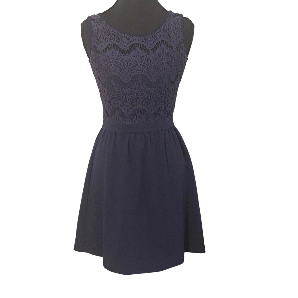 lace up back maxi dress Joan Lace Up Back Maxi Dress main image 1