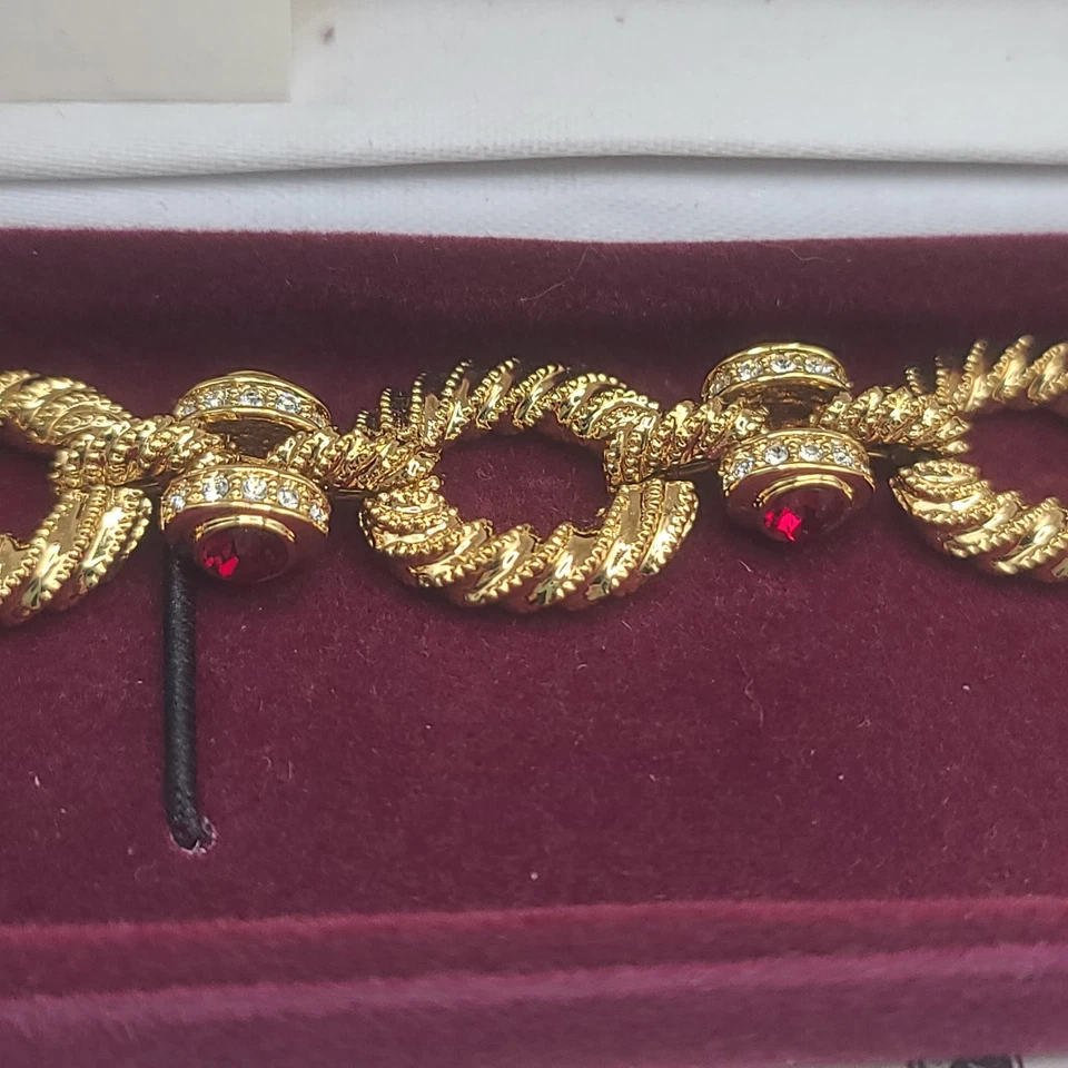 Pulsera Camrose Kross JBK Estrás Rojo Tono Dorado Con Caja 7-8" Foto 3 de 4