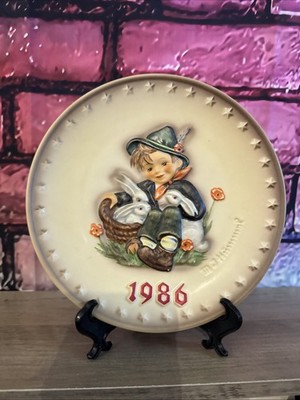 1986 Hummel Annual Plate. Excellent Condition. Several years listed, will bundle
