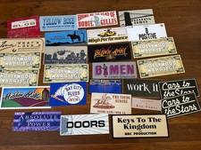 HUGE LOT MOVIE FILMING CAR PLAQUE CAST  & CREW PROP PARKING PASS SIGN PLACARD