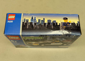 LEGO World City 7030 Squad Car NEW! Police Cop Vehicle Town