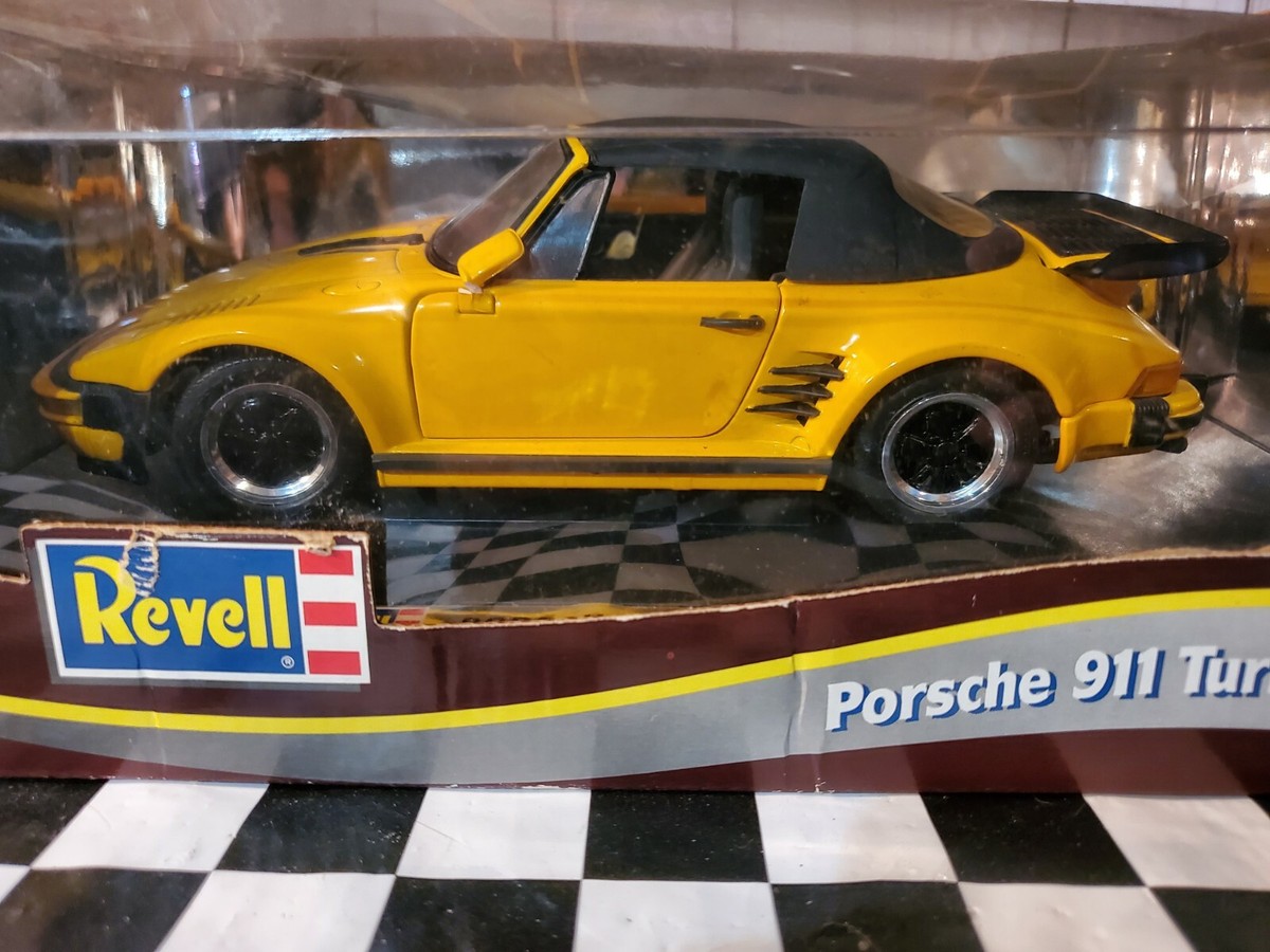 ミニカー AUTOart Porsche 911 Cabriolet 1/18 AUTOart 1:18 Porsche 911 Carrera Cabriolet facelift basalt