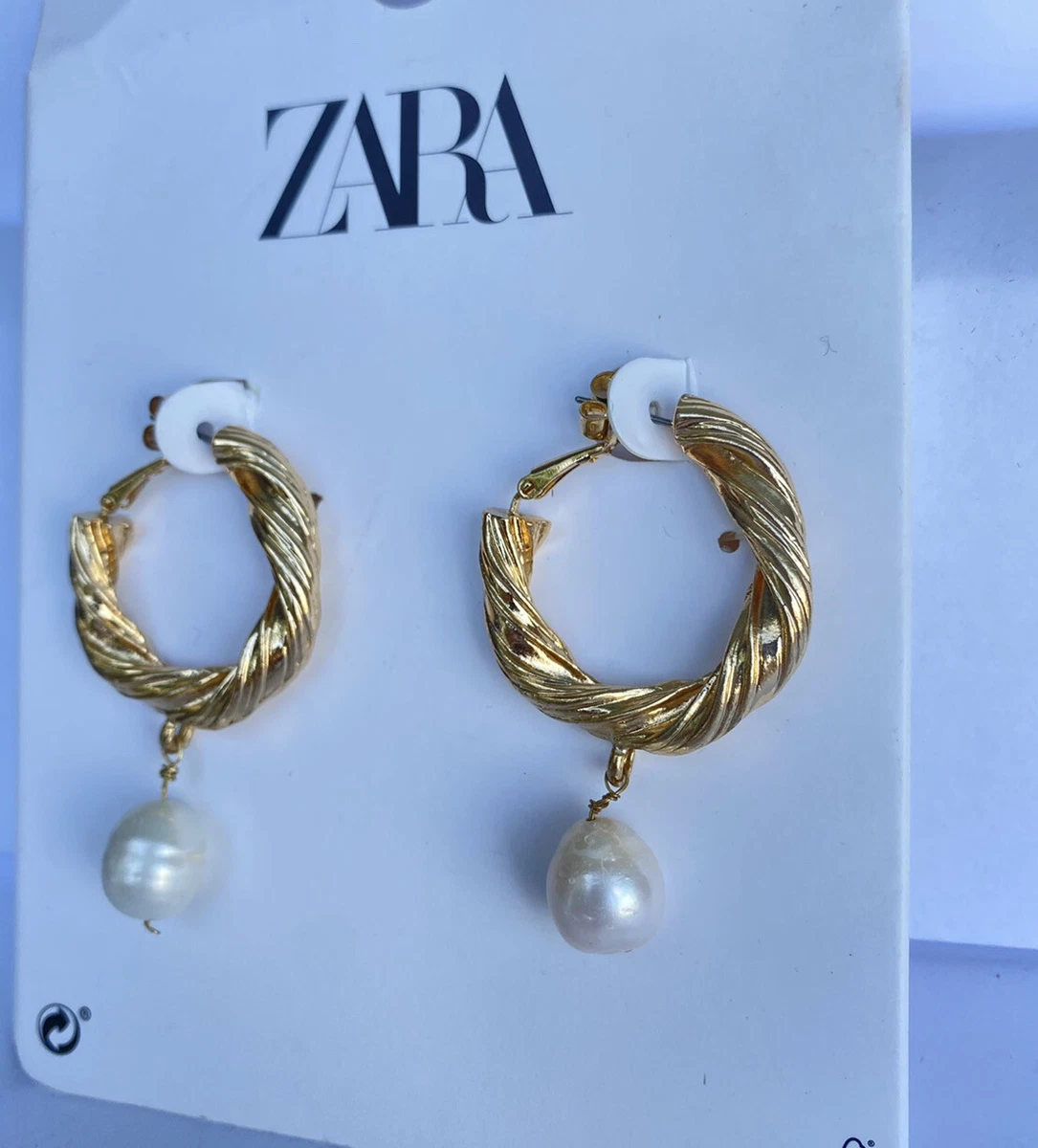 ZARA Gold NATURAL PEARL HOOP EARRINGS Push Back Clip B1662