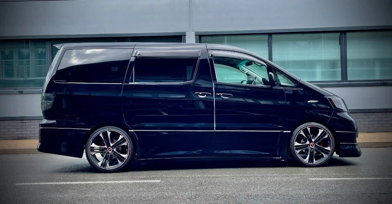 Unique Toyota Alphard, Full Toyota Racing Design (TRD) Body Kit, Twin Duel Exhaust