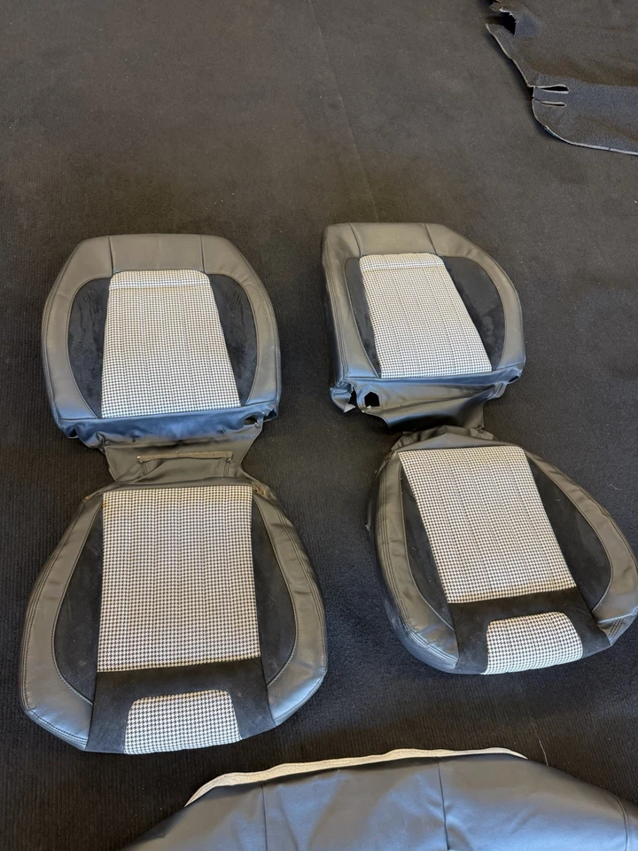 Camaro TMI Sport R 1969 fundas de asiento y moños delanteros. Como nuevo. Foto 2 de 4