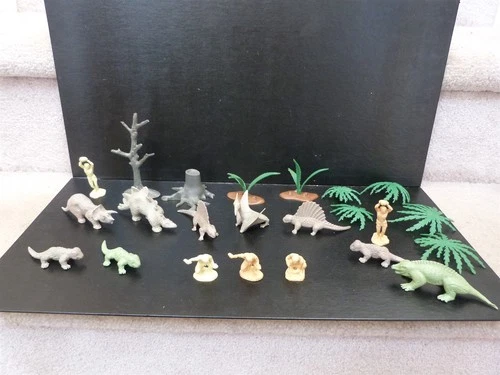 70s vintage 3398 MARX dinosaur prehistoric playset lot cavemen dinosaurs plants