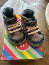 SEE KAI RUN SIZE 4 HIGH TOP BOY'S SNEAKERS GREY DENIM BLUE BABY TODDLER 