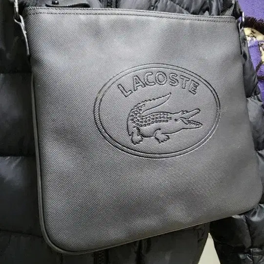 Lacoste Black Unisex Crossbody Bag with Pearl Keyring