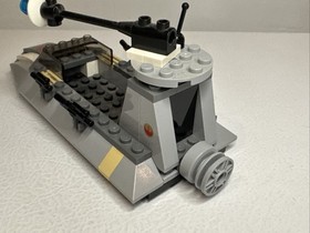 LEGO 7668 Star Wars - Rebel Scout Speeder - 100% complete w/ Minifigures