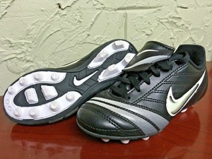 10c soccer cleats