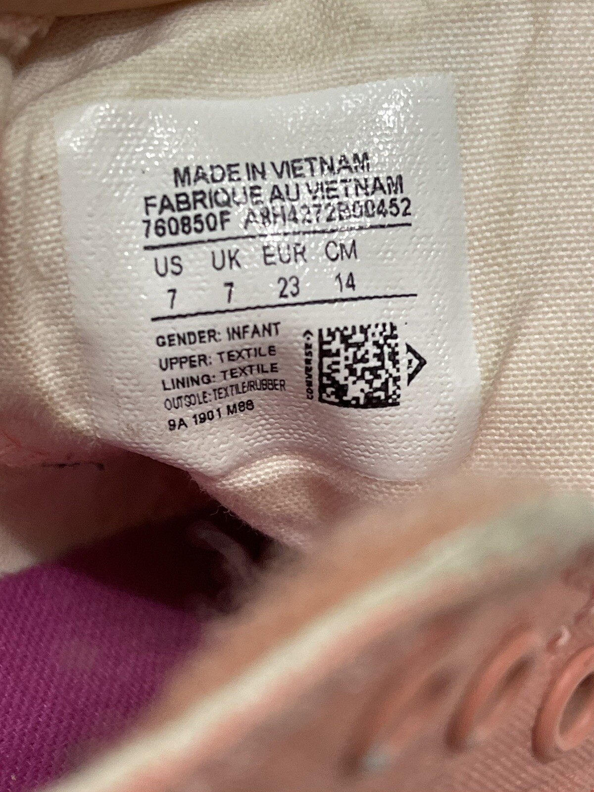 Converse All star Chuck Taylor Infant Girls Size 7 Pink Sneakers  thumbnail 6