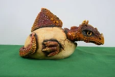 Shade Tree Creations - The Hatchlings - "Dragon" In mint condition.