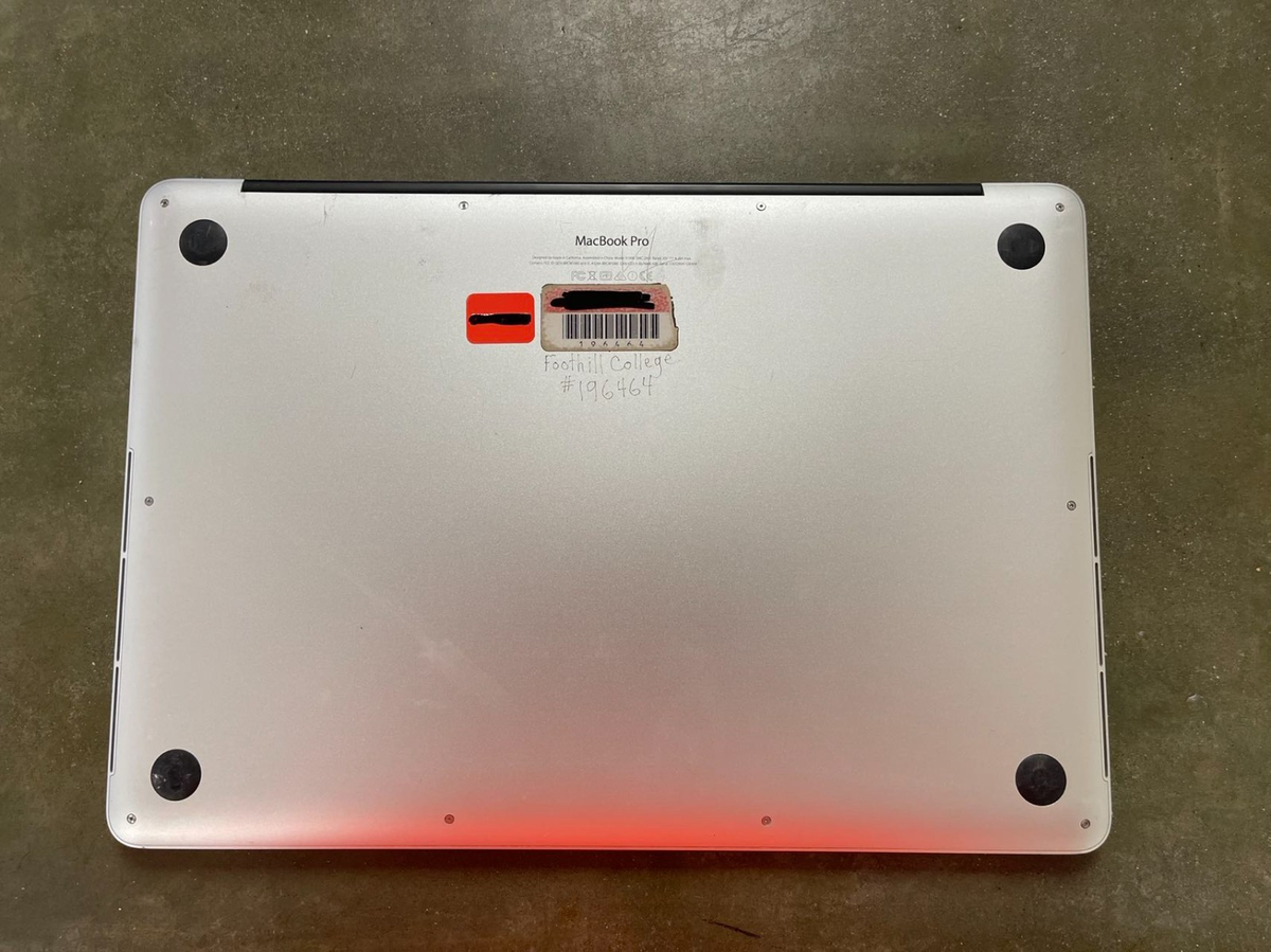 Apple MacBook Pro 15.4