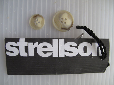 Strellson - zwei Knöpfe