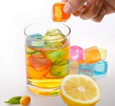 Reusable Ice Cubes, 2.5cm Plastic Squares for Drinks, Whiskey, Wine