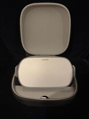 Oculus Go Standalone Virtual Reality VR Headset 64Gb -Excellent Condition