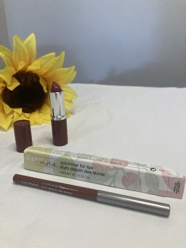 Clinique Quickliner For Lips (01 LIPBLUSH) & Lipstick (13 LOVE POP) Set