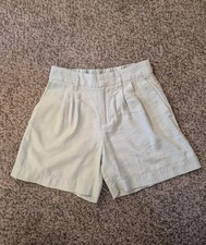 A New Day Women's Shorts Size 2 Light Green High-Rise Pleated Stretch Casual