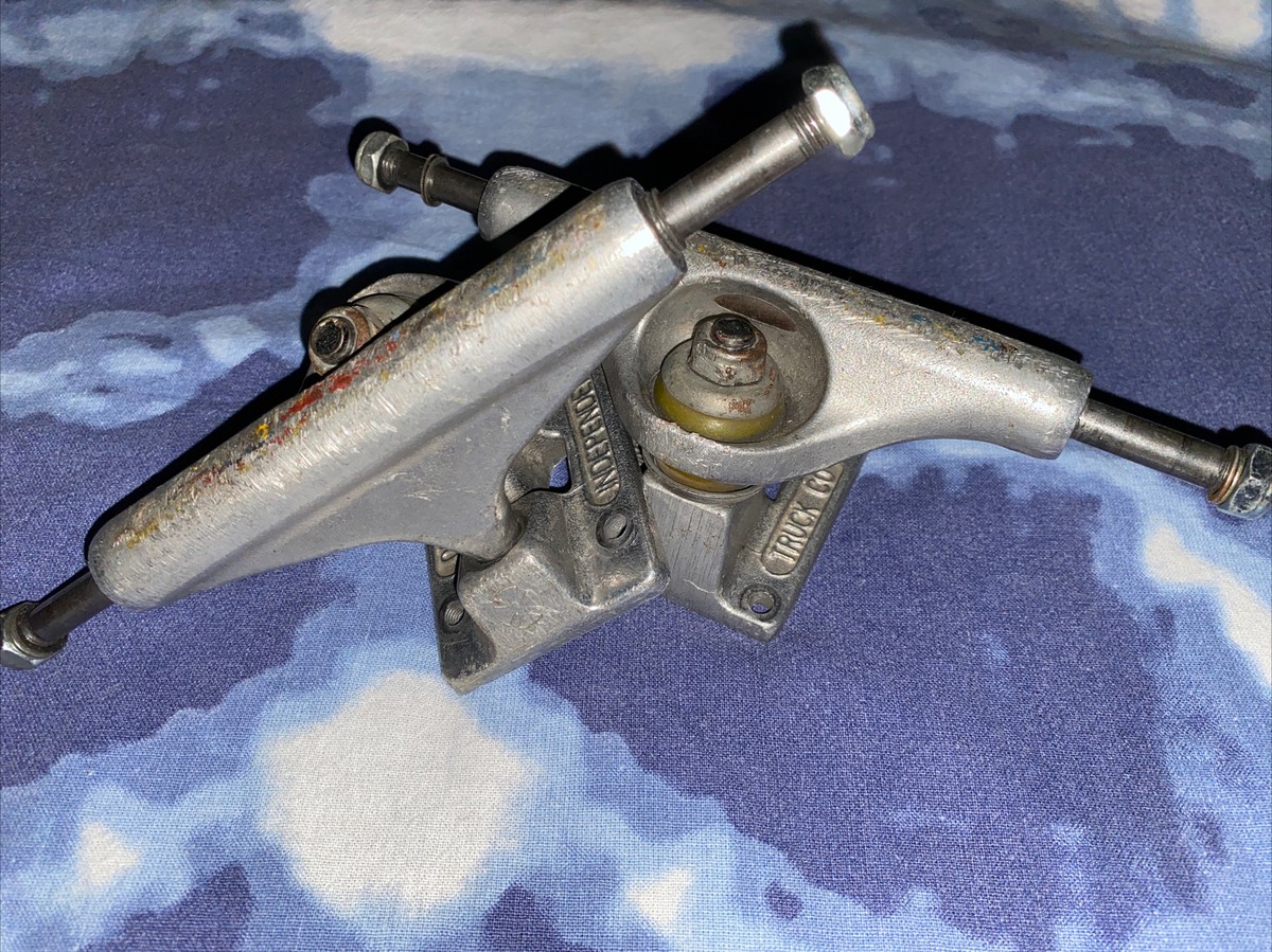 未使用品INDEPENDENT STAGE IX STANDARD129 Independent 129 Stage 9 Truck - 7 5/8