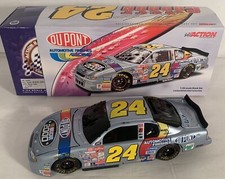 Action 1:24 Jeff Gordon DUPONT/NASCAR 2000 Diecast Stock Car Bank/5,004 MIB