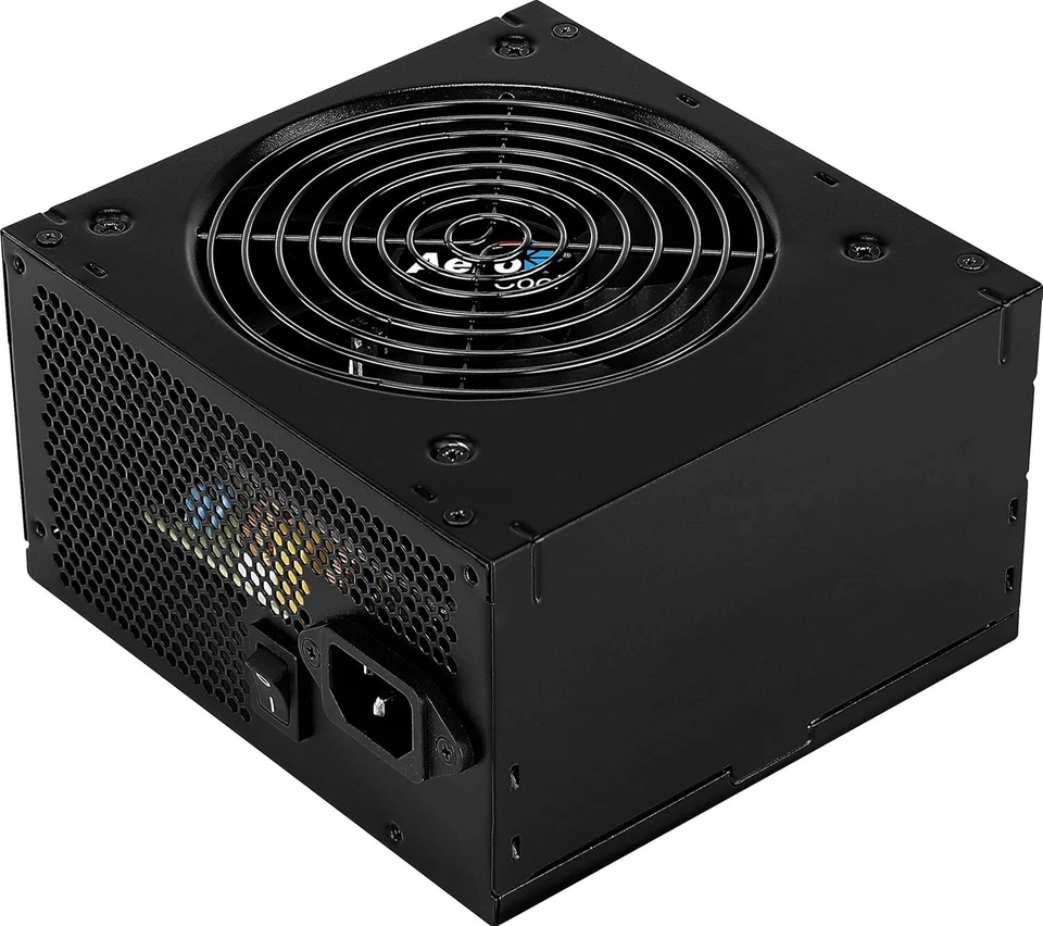 Aerocool Integrator 700W Power Supply Unit UK Plug SATA Two PCIe Bronze PSU Plus - Image 3 of 4