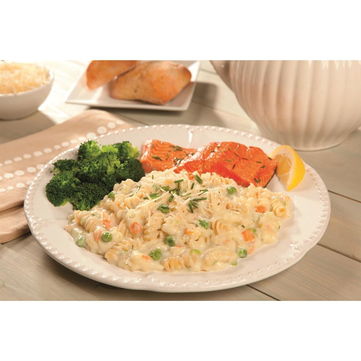 ReadyWise Food 5Day Emergency Survival Backpack, 64 Pieces USA Made