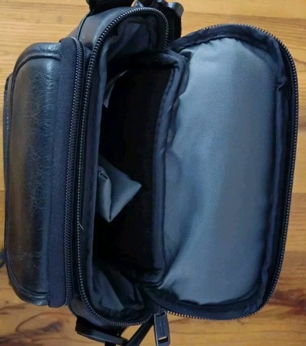 Vintage Camera Case. Sholder Belt Straps Compartments Excellent Condition. - Picture 14 of 19