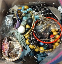 Craft Jewelry Lot 10.51 Lb Wearable  Salvage Costume Beads Chains Parts Resale