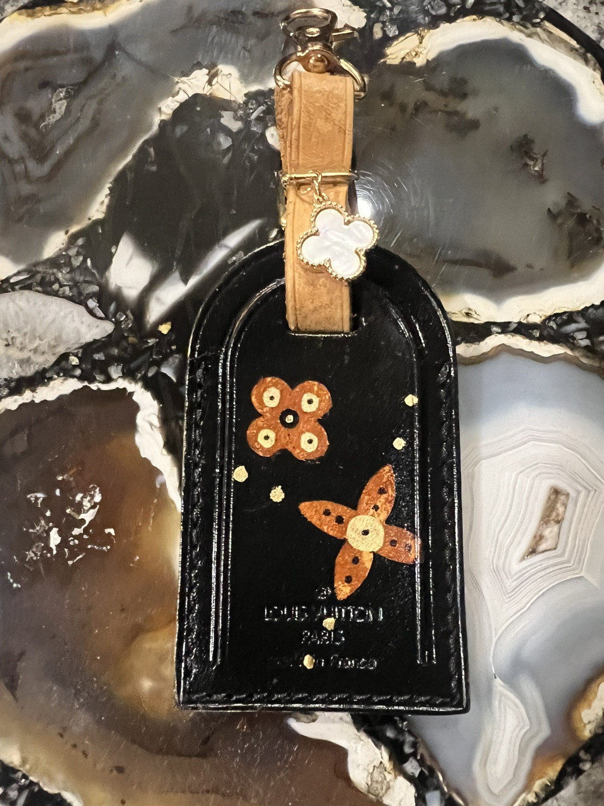Preloved LOUIS VUITTON Vachetta purse Luggage Tag  Hand Painted Charm thumbnail 6