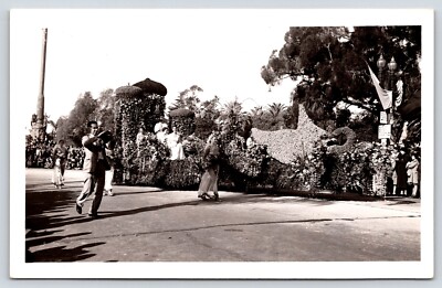 California Pasadena Parade Float RPPC Vintage Postcard