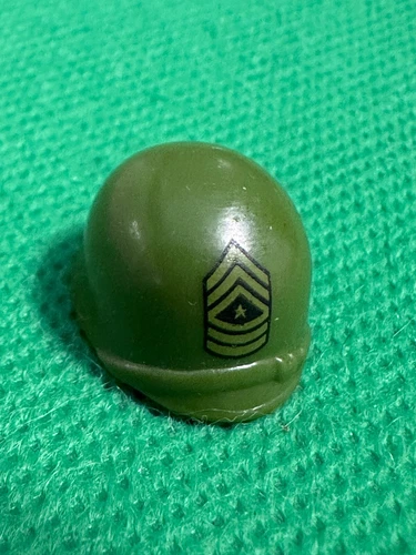 Vintage GI Joe Sgt Savage 1995 Commando DARK GREEN HELMET accessory part