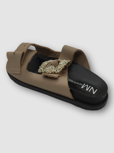 $229 Neiman Marcus Women Beige Crystal Dual Buckle Slide Sandal Shoe Size US 5.5