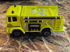 Maisto Fire Truck Yellow Diecast Rescue Engine F.D. No.1 Tools Detail Loose
